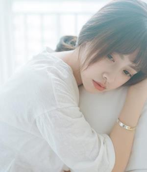 感情的事，习惯冷处理的星座女