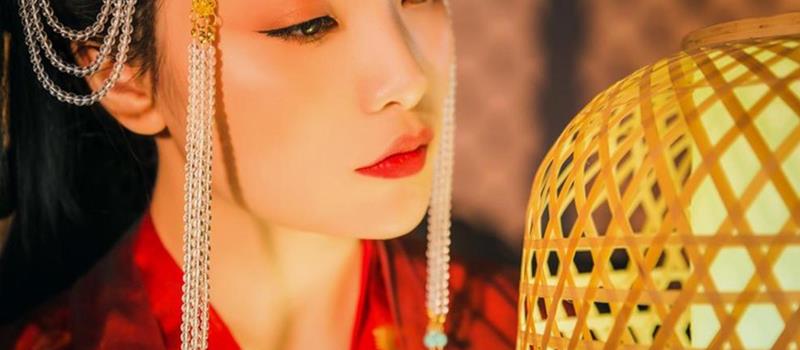 气场够强的三个星座女！骨子里就透着自信的劲儿