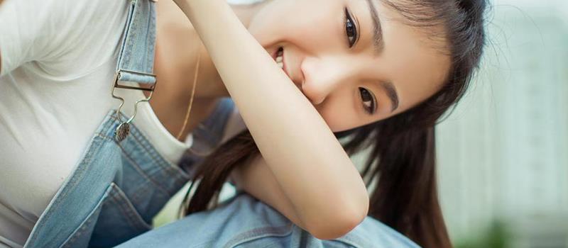 坚守本心，不向名利低头的星座男