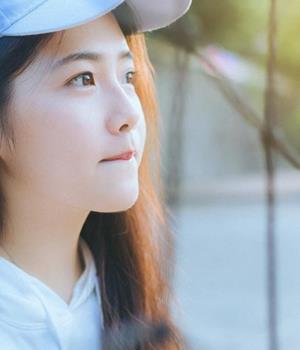 让男人没有安全感的星座女，像风一样抓不住