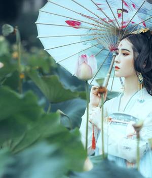 人群中谈笑风生，其实内心讨厌社交的星座